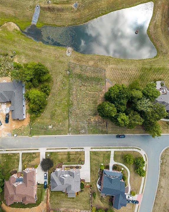 2nd image of 1927 Otter Creek Dr #153