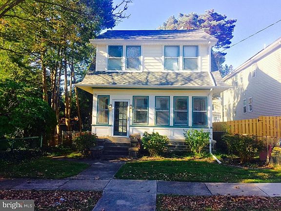 2nd image of 40 W Wilmot Ave