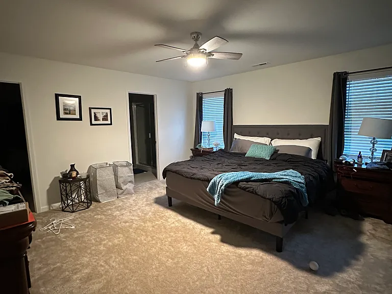 423 Bassett Ln — Photo 23