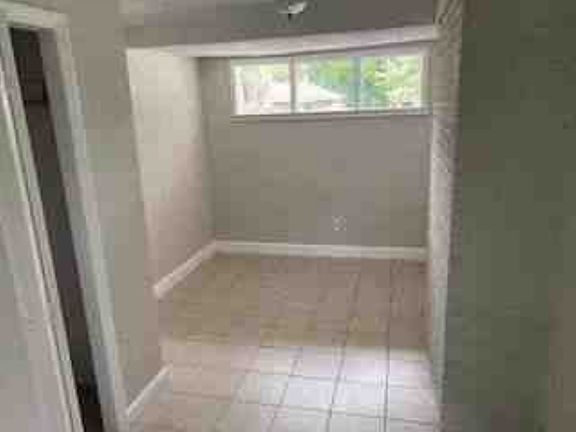3rd image of 5121 Burke Ave