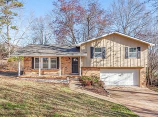 915 Kennington Hills Dr, Hixson, TN 37343