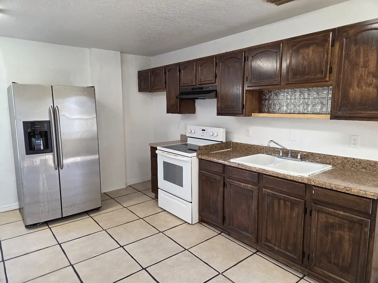 1 bed, 6000 sqft, $750 — Photo 2