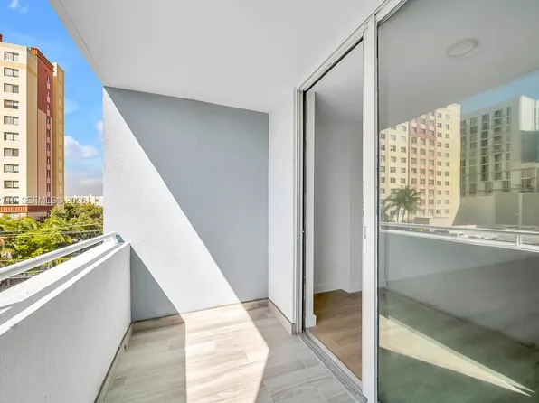 502 SW 1st Ave #502, Miami, FL 33130