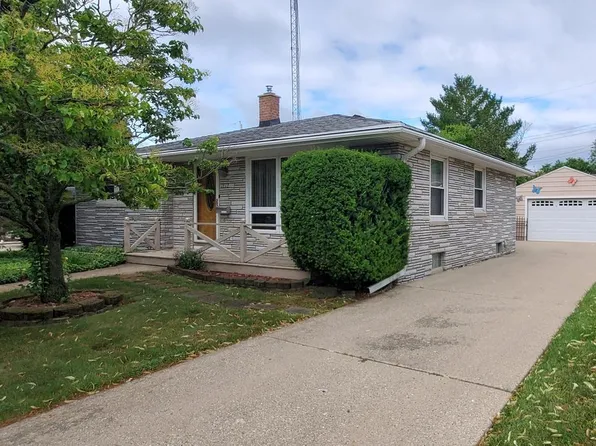 7812 43rd AVENUE, Kenosha, WI 53142