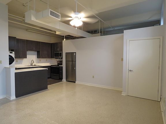 5th image of 1401 Scott St APT 107