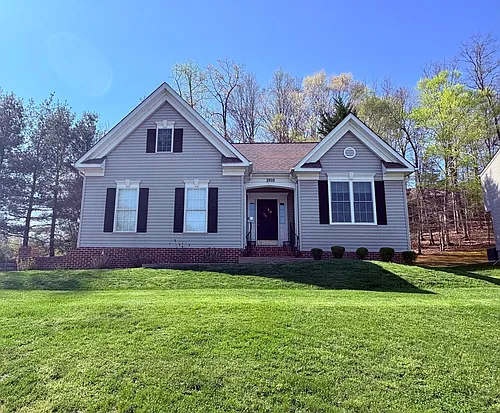 3910 Lynnhaven Ln Photo 1