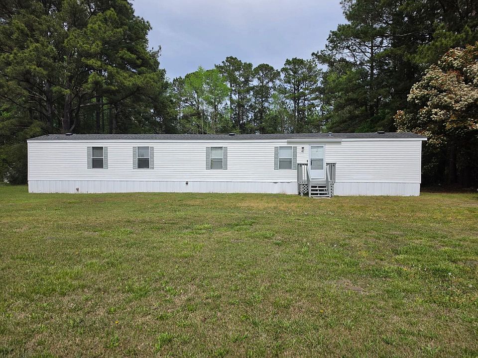 1st image of 762 West Bear Grass Rd.