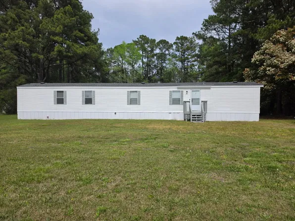 762 West Bear Grass Rd., Longs, SC 29568