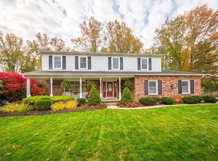 176 Pickwick Dr, Northfield, OH 44067