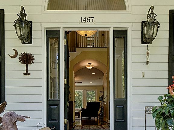 3rd image of 1467 Island Creek Trl