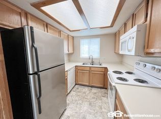 1302 S Cathay Ct APT 202, Aurora, CO 80017