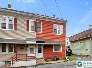 11 Early St, Easton, PA 18042