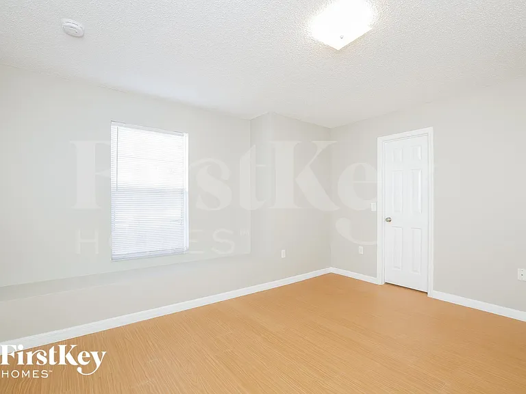 639 Linnet Ct — Photo 11
