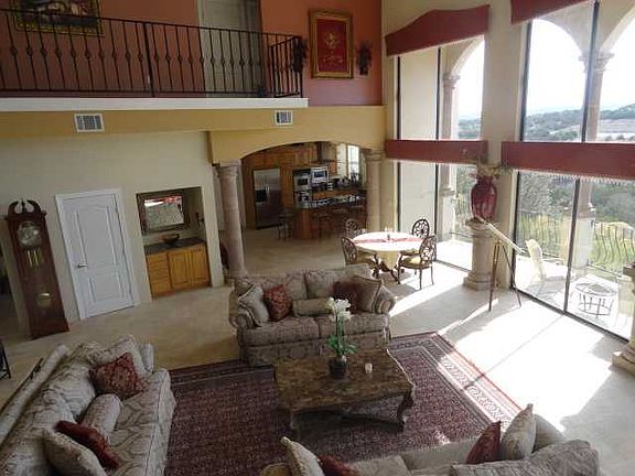 5th image of 20401 Cordill Ln
