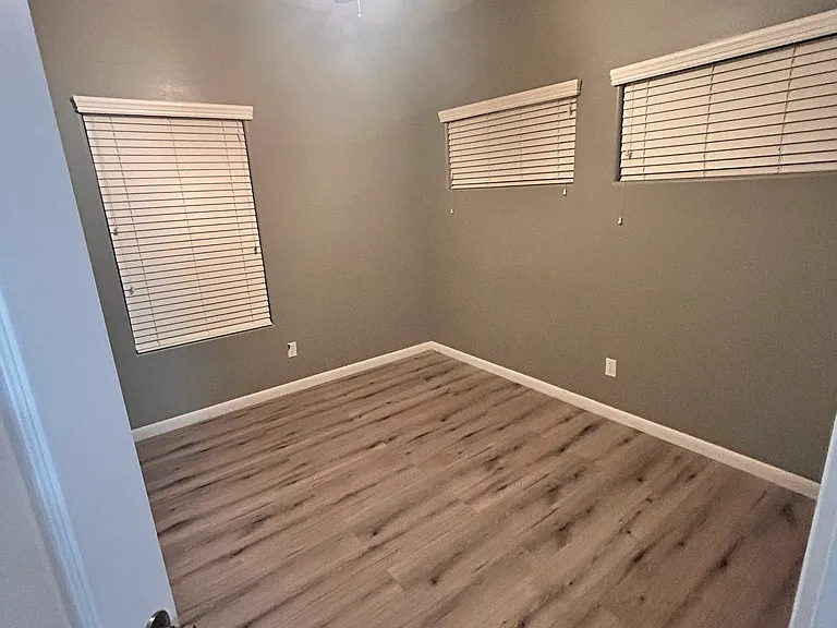 1312 W Santa Gertrudis Trl — Photo 5