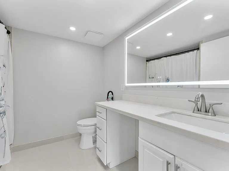 6314 Longboat Ln W — Photo 16