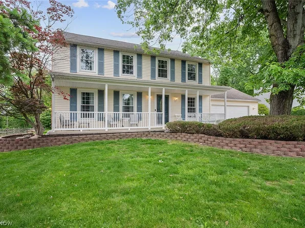 7310 S Meadow Dr, Painesville, OH 44077