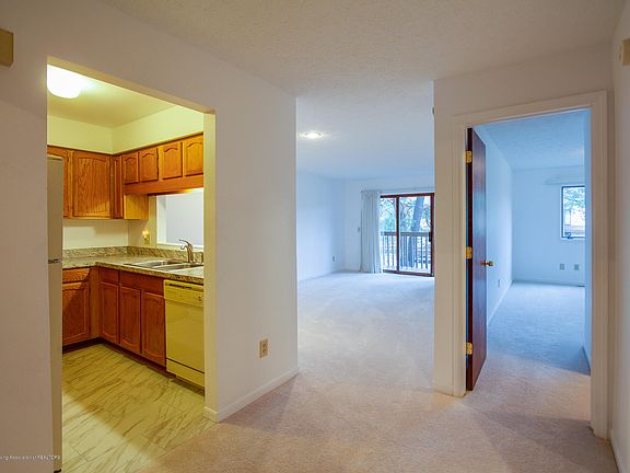 3rd image of 2455 S Wild Blossom Ct