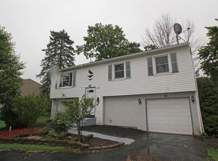 1219 Hinchey Rd, Rochester, NY 14624