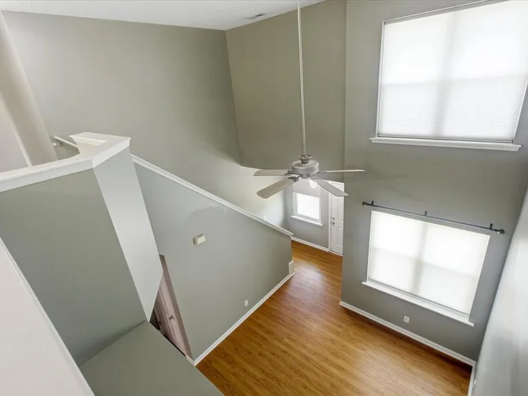 103 Briar Hollow Dr — Photo 23