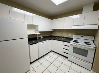 7040 Granville Ave #101, Richmond, BC V6Y 3W5