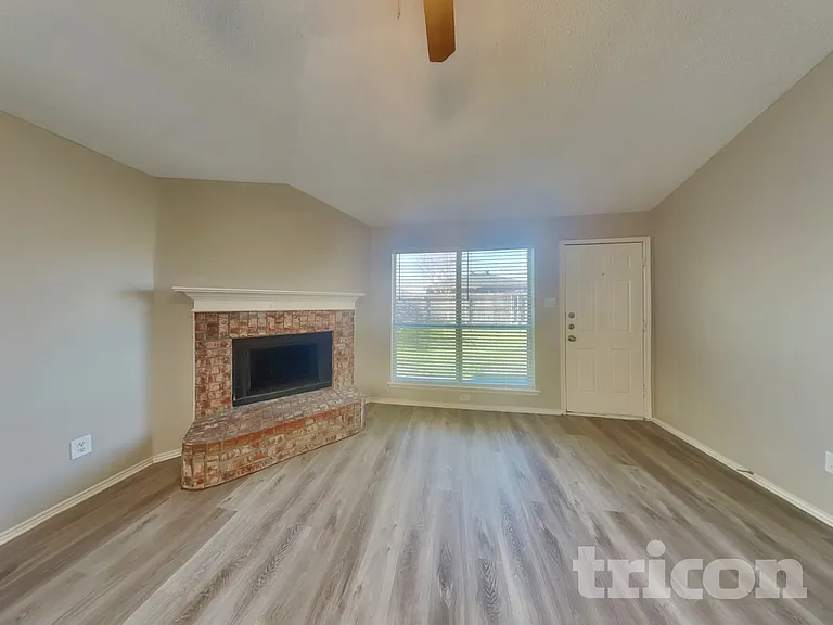2520 Ensenada Ln — Photo 5