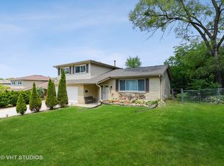 8825 S 83rd Ave, Hickory Hills, IL