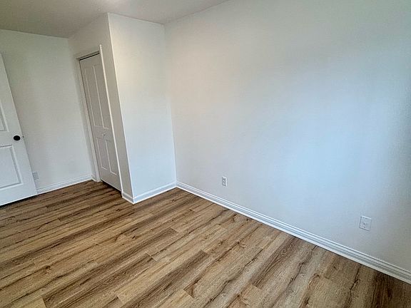 4th image of 831 Meigs Ave