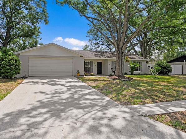 6712 Jennifer Dr, Temple Terrace, FL 33617