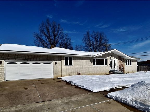 2nd image of 31525 Ronald Dr