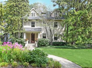 1100 Elmwood Ave, Wilmette, IL 60091