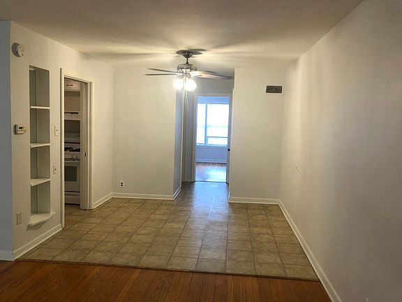 5th image of 1305 N Harlem Ave #4