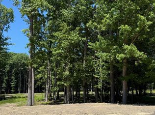 1 Ridgeview Dr, Vermilion, OH 44089