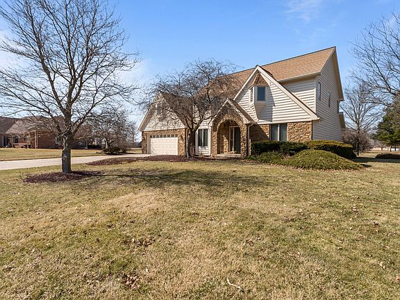 2nd image of 4615 Glen Moor Way