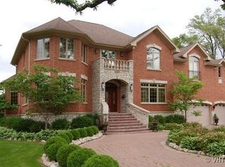 2730 Mayfield Dr, Park Ridge, IL 60068