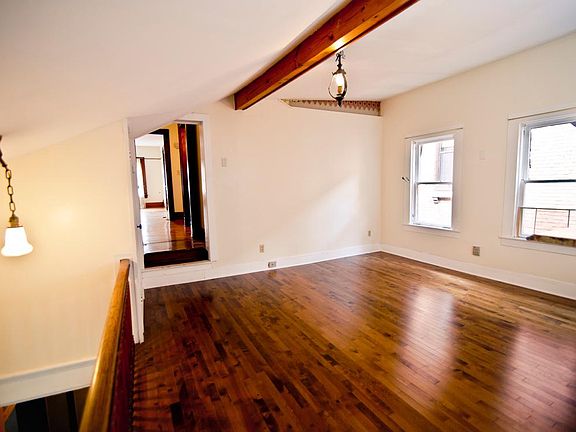 3rd image of 127 Green St #2