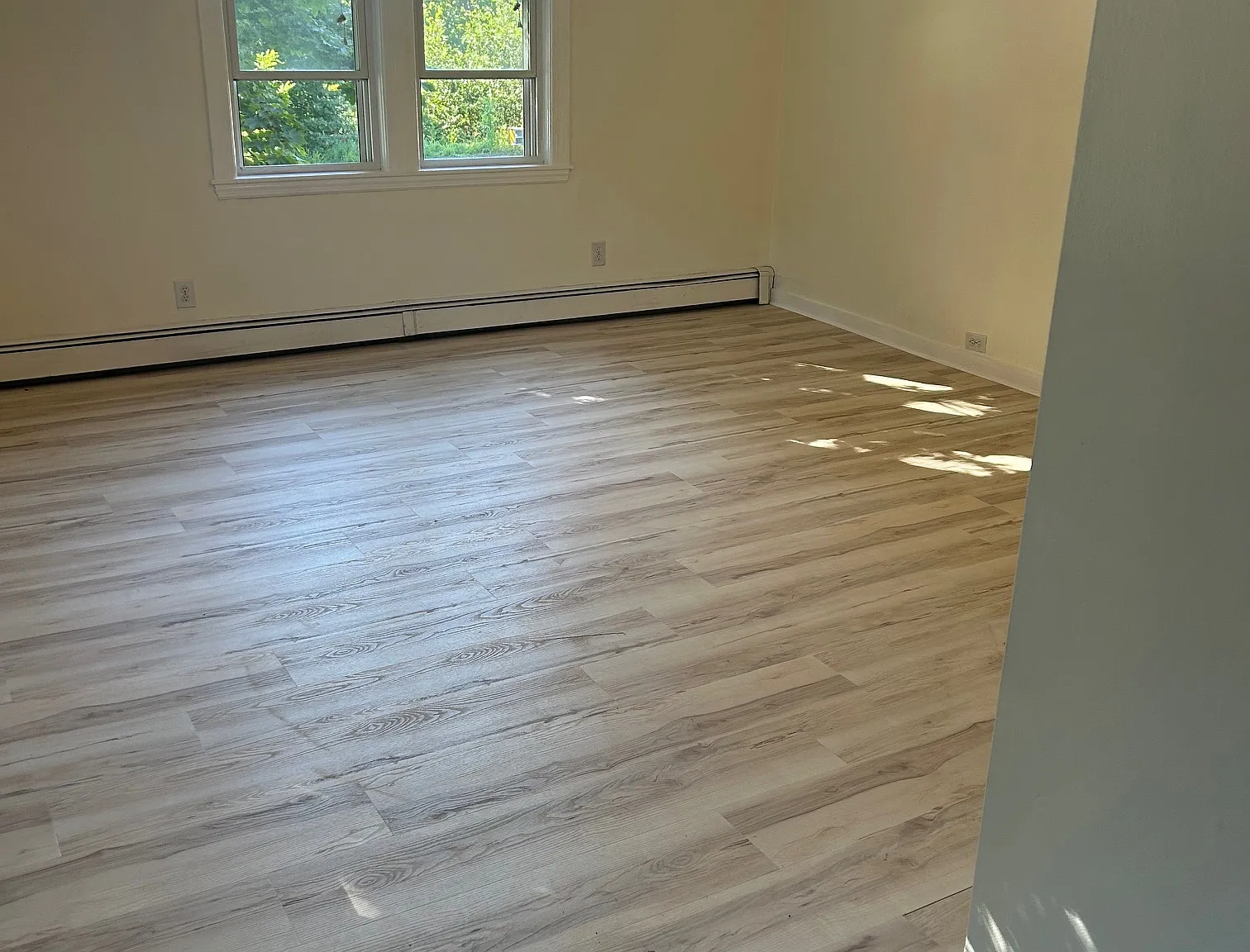 2 bed, 800 sqft, $2,100 — Photo 3