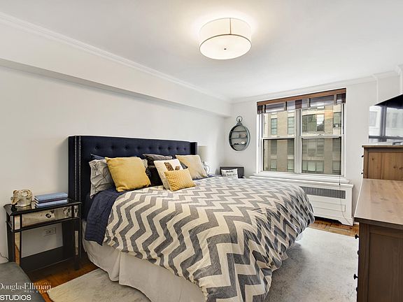 3rd image of 18 W 14th St #6CS