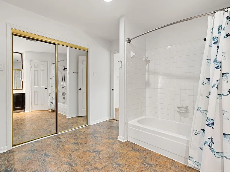 612 Fargo St #612 — Photo 30