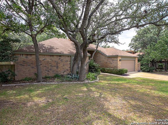 3rd image of 4414 Black Walnut Woods St