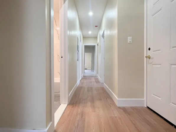 1800 Matthews Avenue image 10 of 16