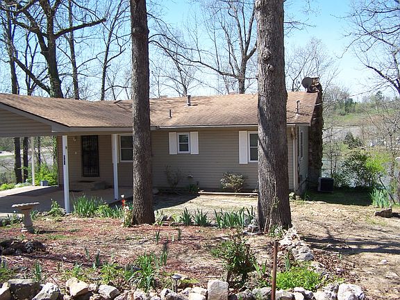 2nd image of 109 Little John Dr