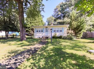 130 Linden Ave, Edgewater, MD 21037