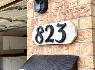 823 Shady Glen Ln, Bedford, TX 76021