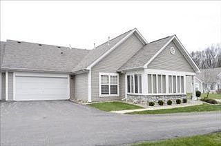 2nd image of 492 Ashton Lake Dr