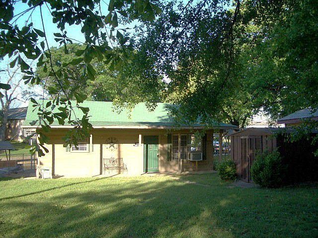 1st image of 288 Harbor Dr