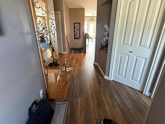 5th image of 550 Southwood DRIVE