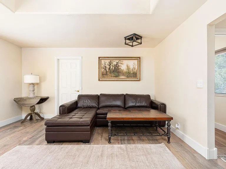 14215 Killarney Dr — Photo 58