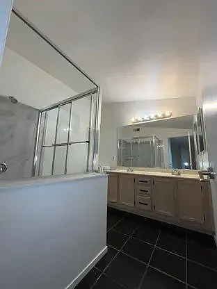 5415 W Harmon Ave #2010 — Photo 5
