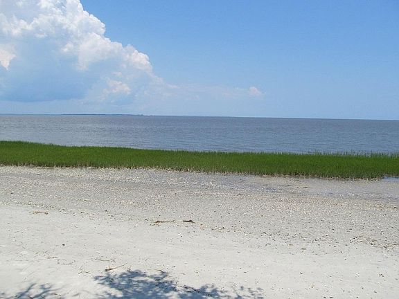 5th image of 175 Sea Pines Dr